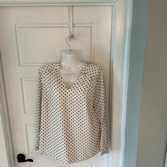 Talbots Vneck polkadot lined cream and black blouse Size LP - Picture 1 of 3